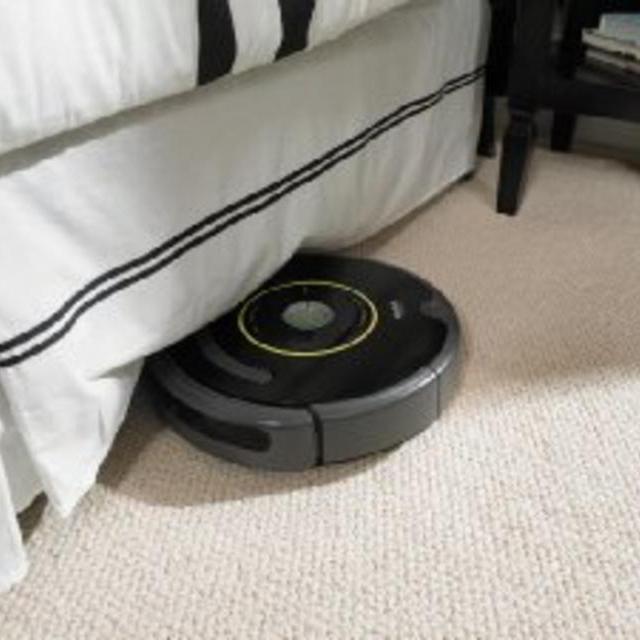 iRobot Roomba 650 Robotic Vacuum Cleaner