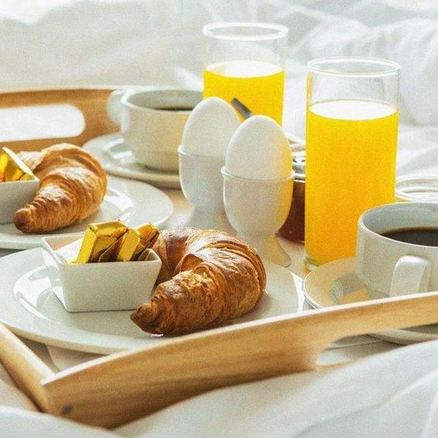 Breakfast in Bed