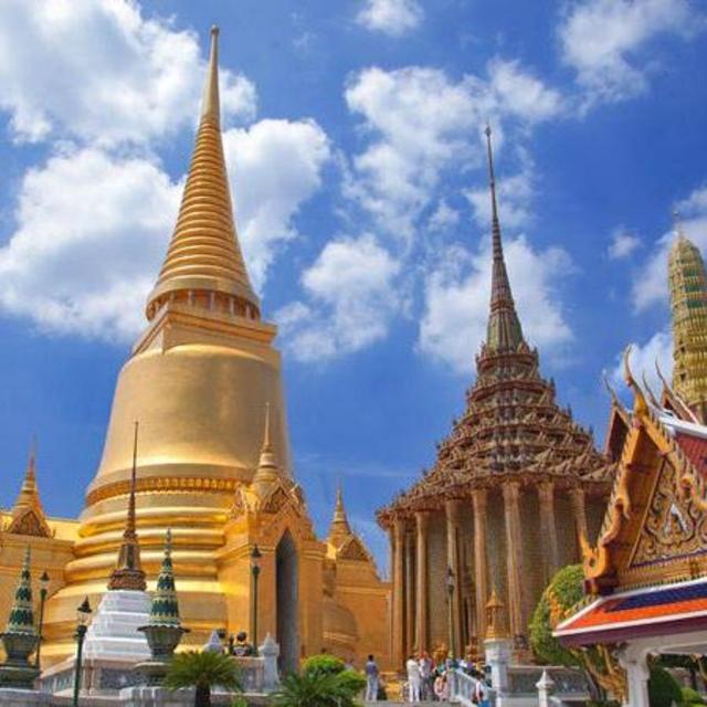 Visit to the Grand Palace, Wat Phra Kaew, and the Emerald Buddha