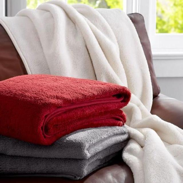 Garett Cozy Throw