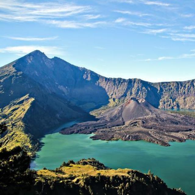 Mt Rinjani Trekking and Overnight Camping