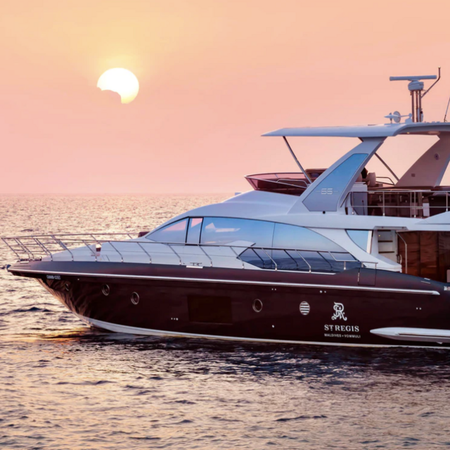 Maldives Honeymoon: Private Yacht Charter