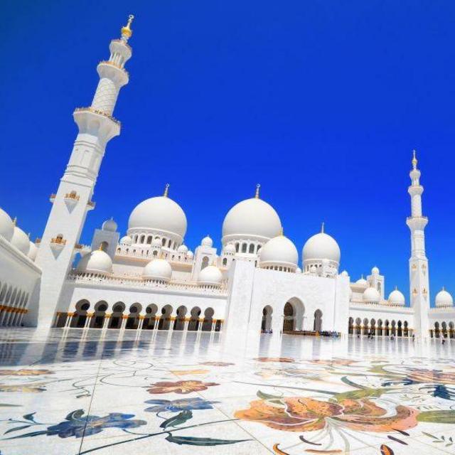 Visit to Sheikh Zayed Mosque/ Visita à Mesquita Sheikh Zayed