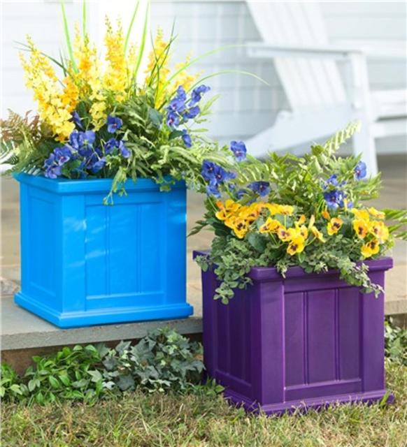 Lexington Self-Watering Planters-IRIS 16"