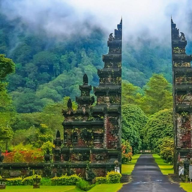 Honeymoon Flights to Asia
