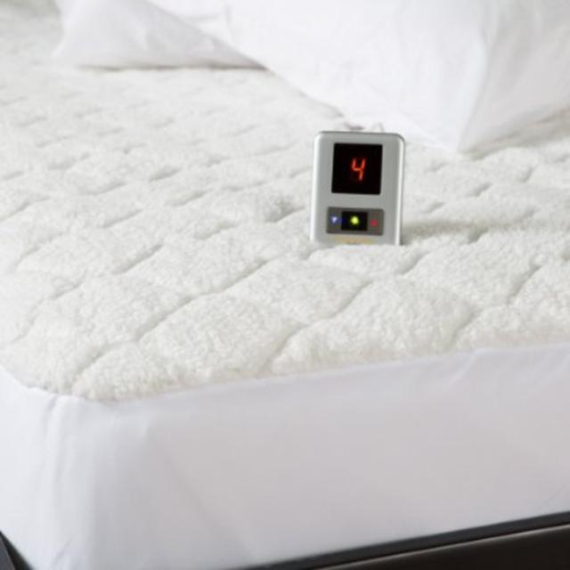 Biddeford 5300-9051128-100 39 by 75-Inch Sherpa Quilted Skirt Heated Mattress Pad, Twin, White