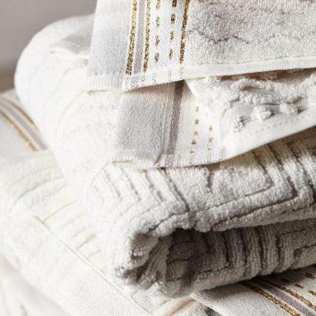 Windstream Hand Towel