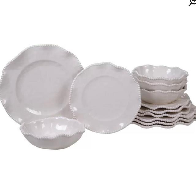 Lamont 12 Piece Melamine Dinnerware Set, Service For 4- Cream