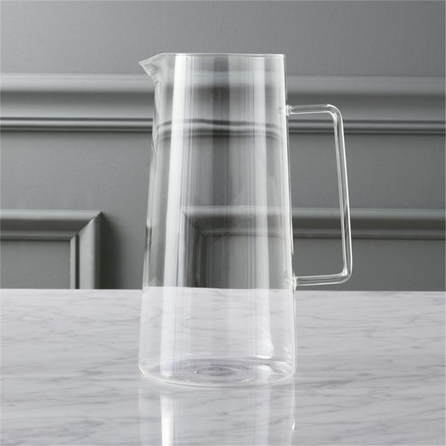 trap pitcher
