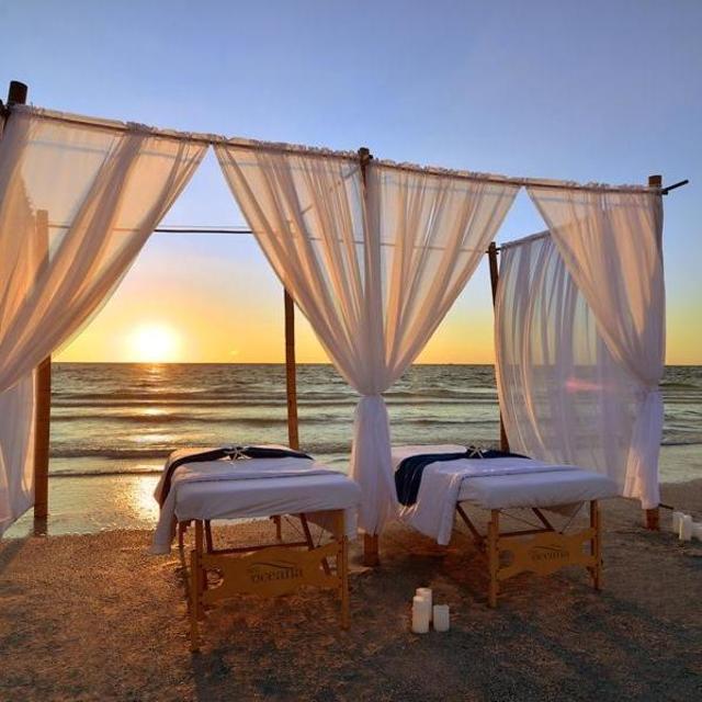 Couples Massage on the Beach in Mozambique