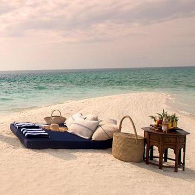 Castaway Picnic in Mozambique