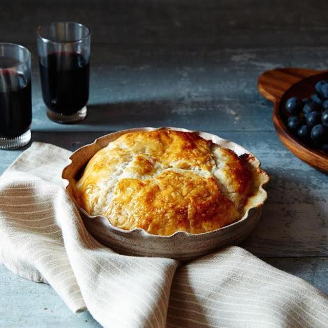Scalloped Brie Baking Dish
