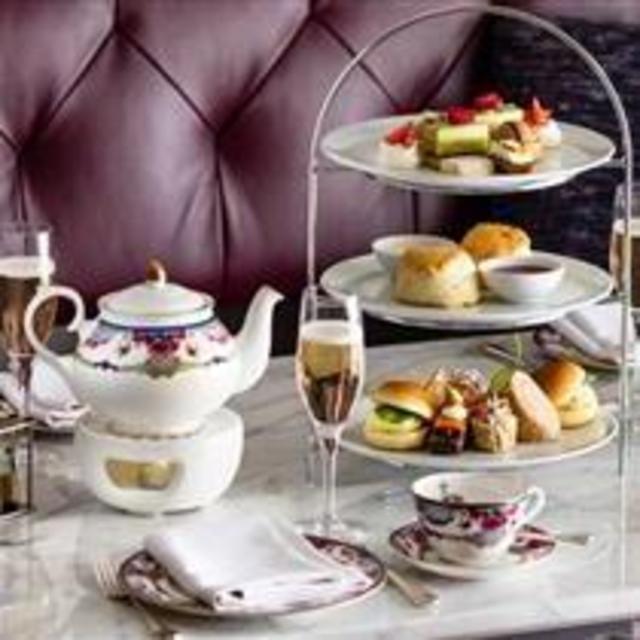 Tea for two at the Empress