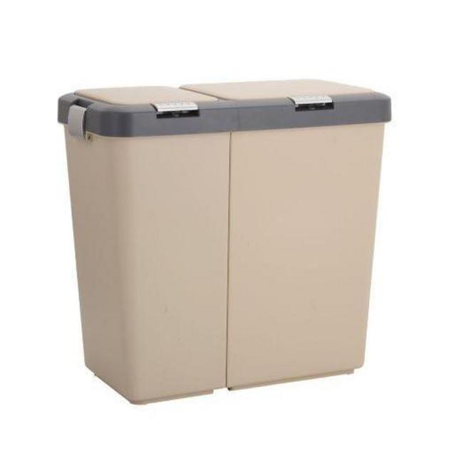 AU Garbage Cans