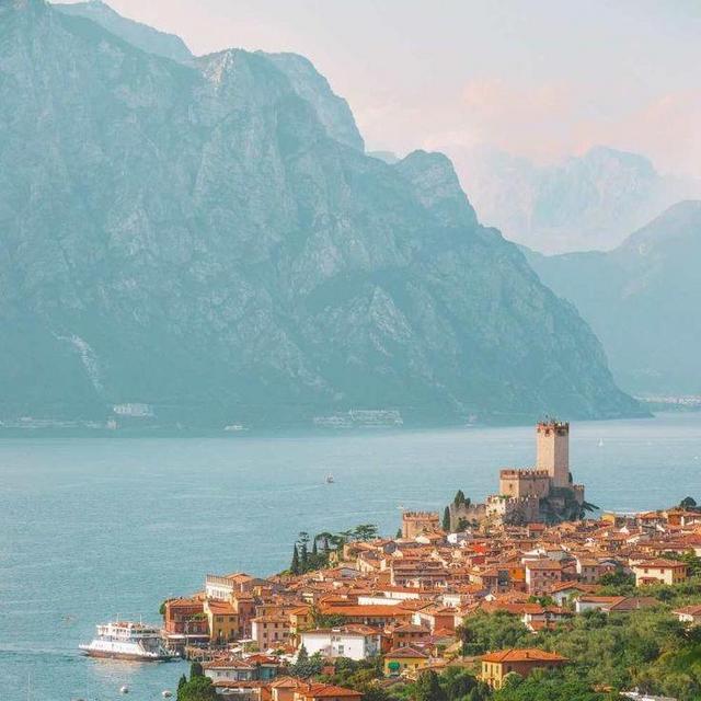 Lunches in Lake Garda