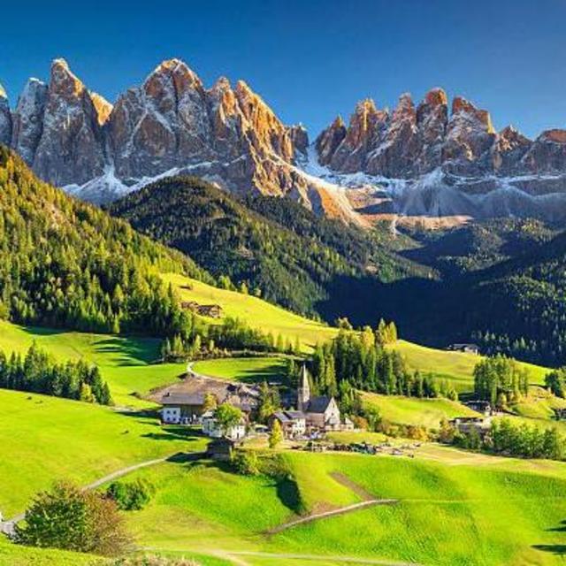 Guided Hike in the Dolomites