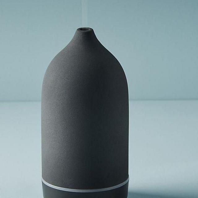 Vitruvi Black Stone Essential Oil Diffuser