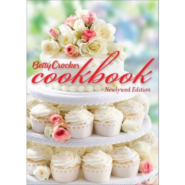 Betty Crocker Newlywed Cookbook (Hardcover)