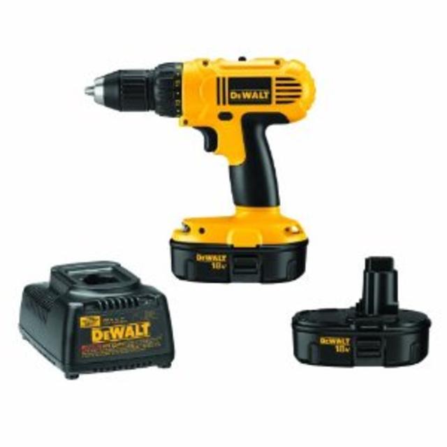 DEWALT DC970K-2 18-Volt Compact Drill/Driver Kit