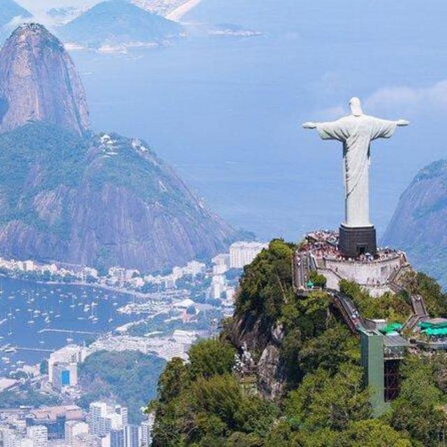 Rio's Full Day Tour: Selarón Steps, Christ & Sugarloaf