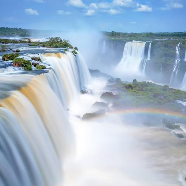 Brazil/Argentina Sides Iguazu Falls Day Tour
