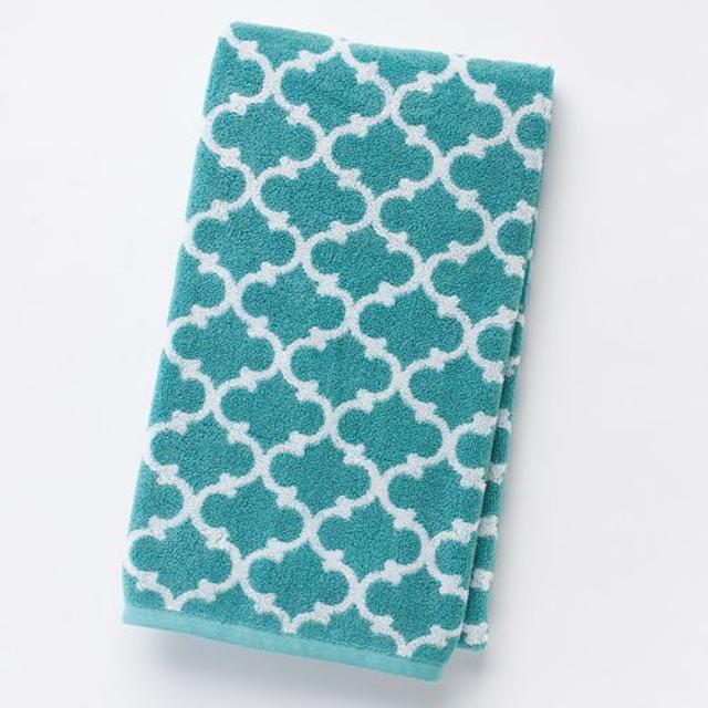 Bright Aqua SONOMA life + style® Ultimate Performance Lattice Bath Towel