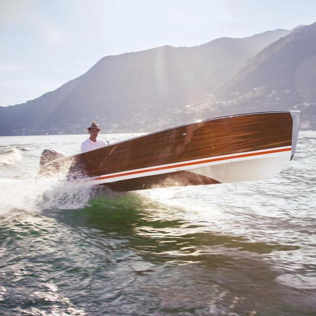 Honeymoon - Boat Tour of Lake Como