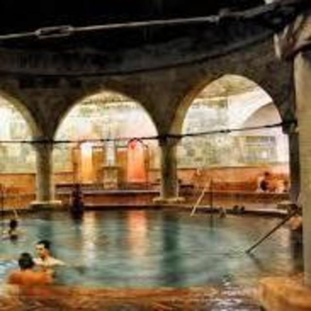 Thermal Bath House in Budapest + Massages