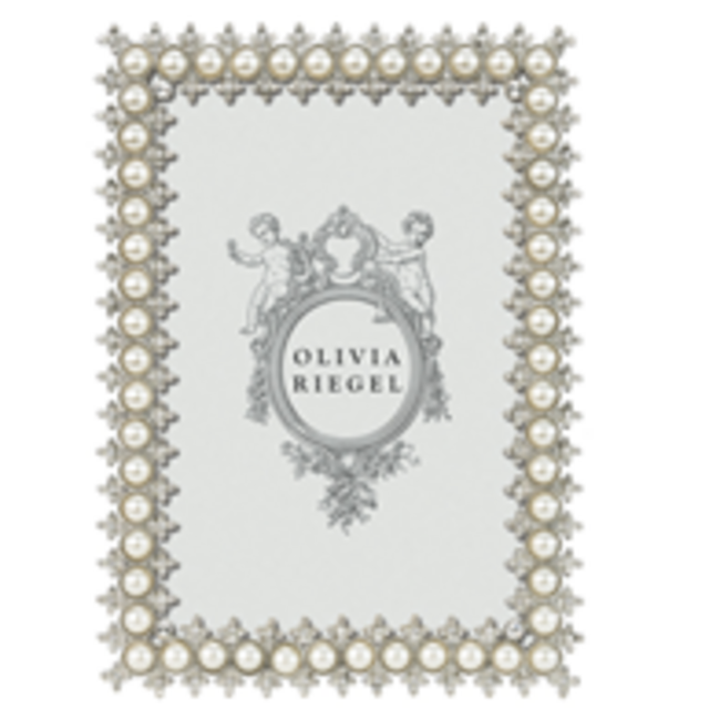 SILVER CRYSTAL & PEARL 4" x 6" FRAME