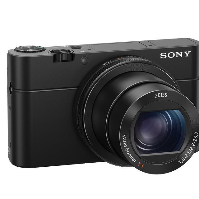 Sony DSC-RX100M IV Cyber-shot Digital Still Camera