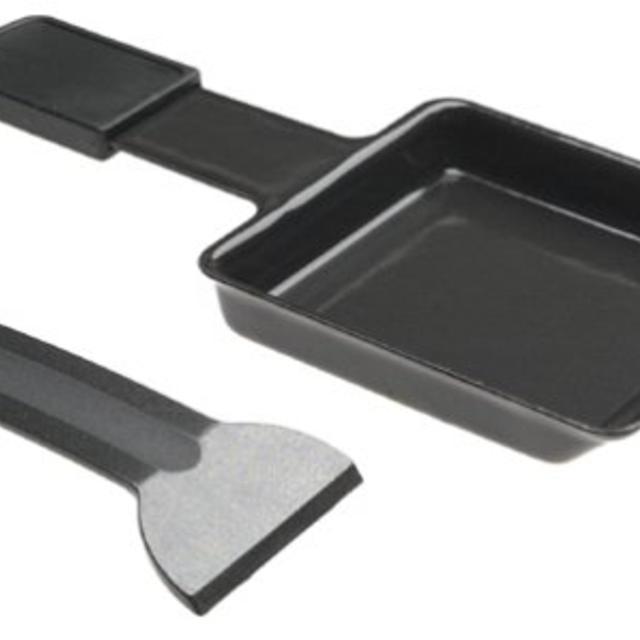 Swissmar KF-77041 Gourmet 8-Person Raclette Grill, Black