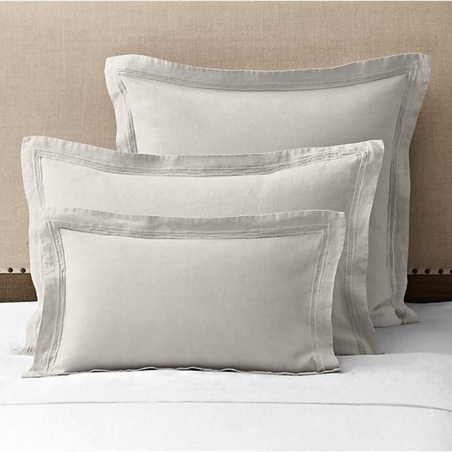 Stonewashed Belgian Linen Satin-Stitch Euro Sham (Fog)