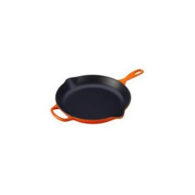 Le Creuset Signature Iron Handle Skillet, 11-3/4-Inch, Cerise (Cherry Red)