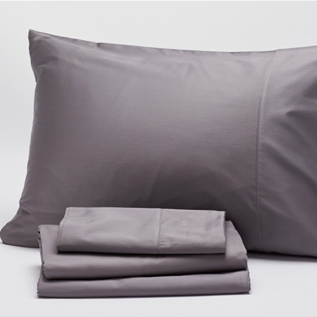Coyuchi | Sateen Standard Pillow Cases (Set of 2)