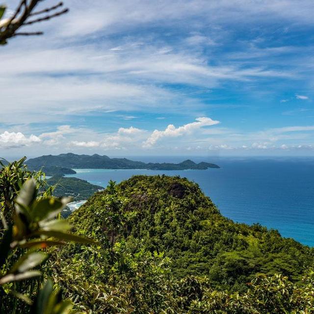 Seychelles - Tanning, Scuba-ing, Boating, Tanning x2