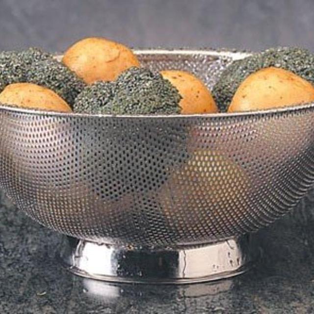 RSVP Precision Pierced Stainless-Steel 5-Quart Colander