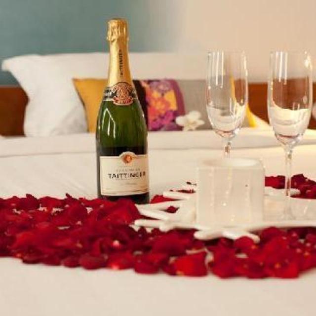 Honeymoon Hotels