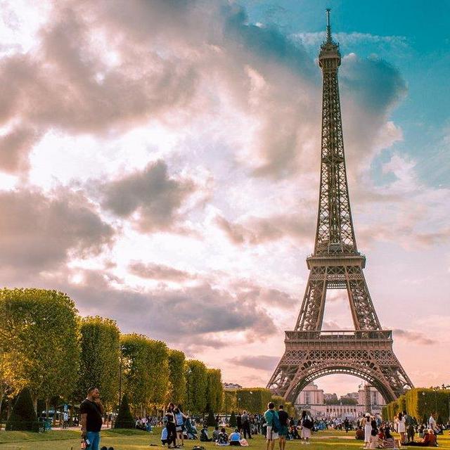 Eiffel Tower Tickets