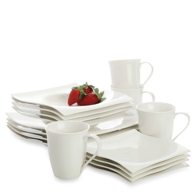 Maxwell & Williams™ White Basics Motion 16-Piece Dinnerware Set