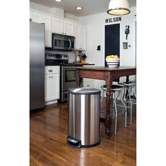 Semi Round 47L Trash Can with Step Pedal