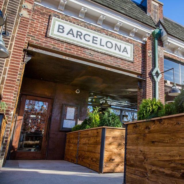 Barcelona Wine Bar Dinner Date