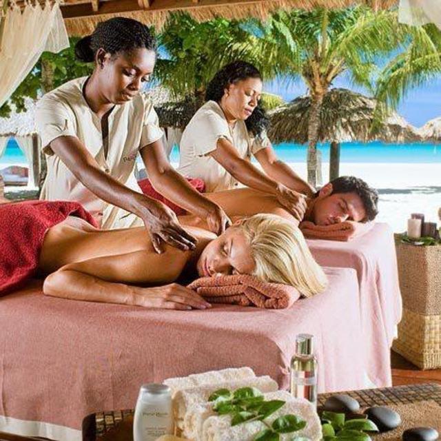 Couple's Massage in Jamaica