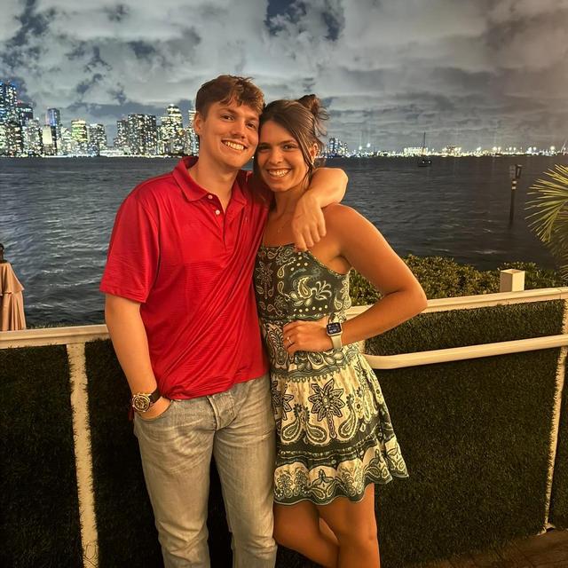 Videographer for wedding memories