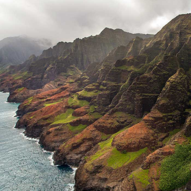 Helicopter Ride in Kauai - Deluxe Waterfall Safari