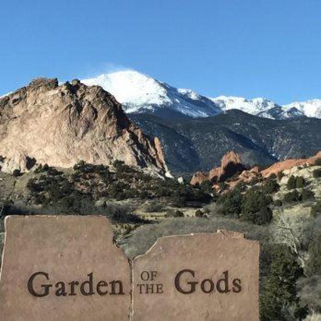 Garden of The Gods Jeep Tour