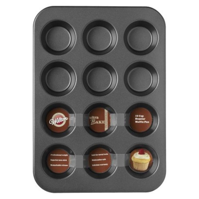 Wilton Ultra Bake Pro 12 Cavity Muffin Pan Gray