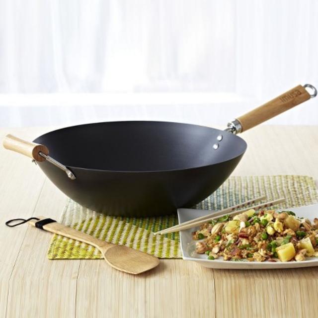 IMUSA 14" Carbon Steel Wok with Wooden Handle - Black