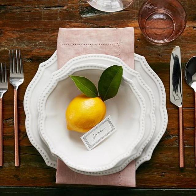 Leila Dinnerware 16 Piece Set