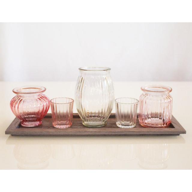 5 Clear/Pink Glass Votive Holders and Wood Tray