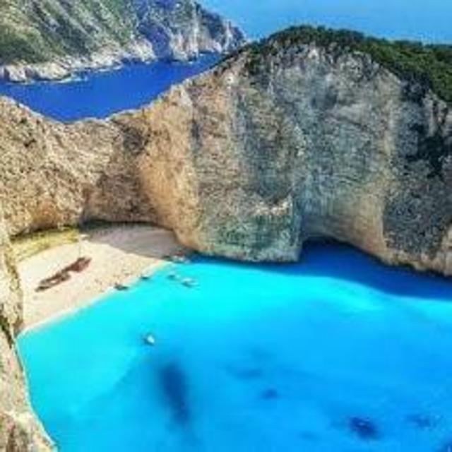 Boat trip to Shipwreck Beach Zakynthos